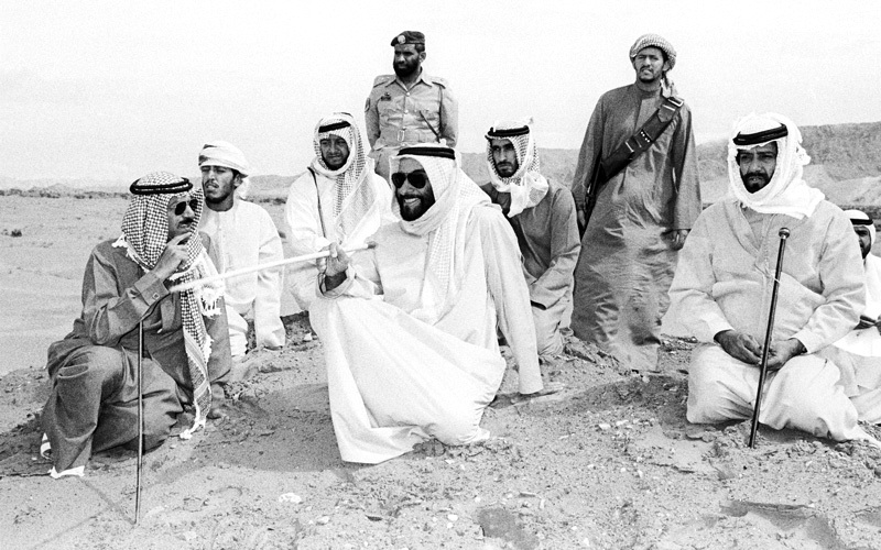 الشيخ زايد عمل على بناء العقل الجديد للإنسان الإماراتي. أرشيفية