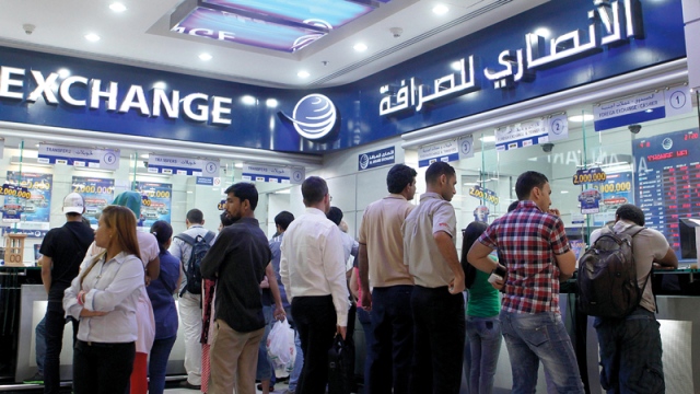 Holidays Holidays And Tourists Lift The Movement Of Remittances And - 