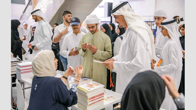 المعرض استقطب جمهوراً كبيراً من القراء والمهتمين. تصوير: أشوك فيرما