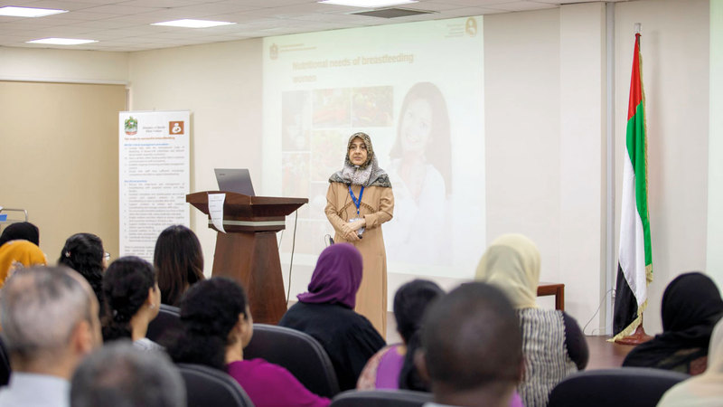 الدورات تأتي في إطار توعية المهنيين الصحيين بأحدث الممارسات الدولية في دعم الرضاعة الطبيعية.  من المصدر