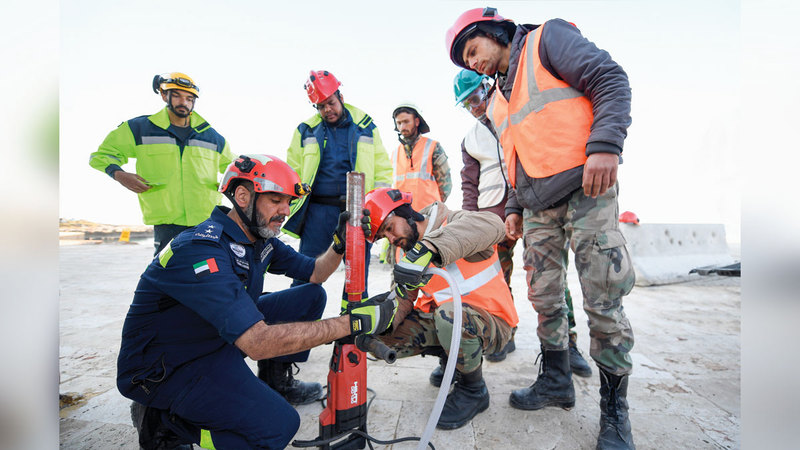 The Emirates Search and Rescue Team provides practical training to members of the Syrian Civil Defense