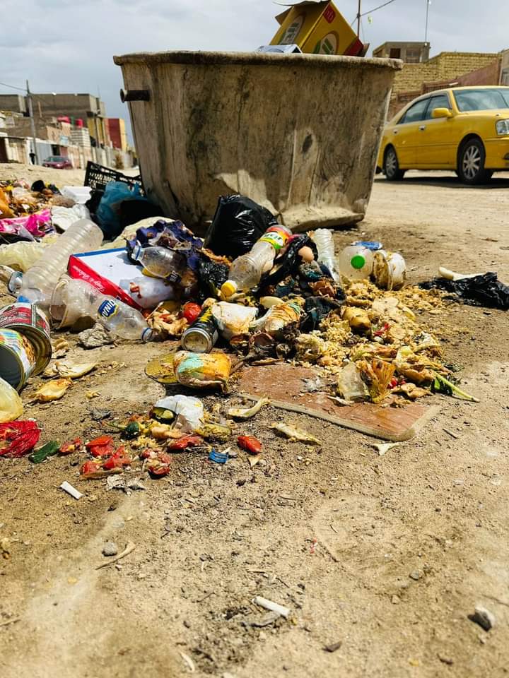 In Tunisia during Ramadan, while some struggle to find food, others waste meat and fruits by throwing them in the garbage.