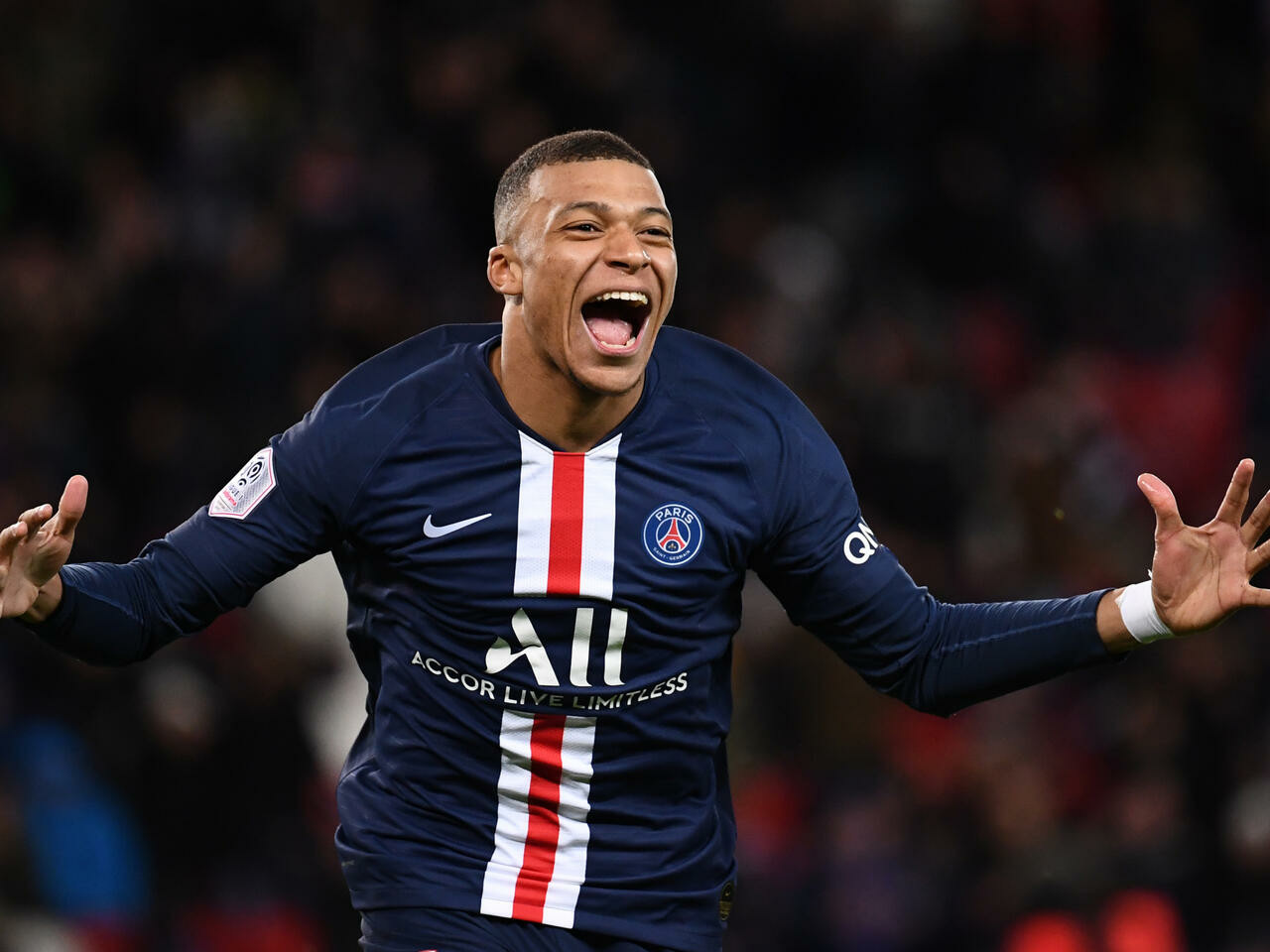 Paris Saint-Germain Offers Kylian Mbappe a Record-Breaking Contract to Extend His Stay