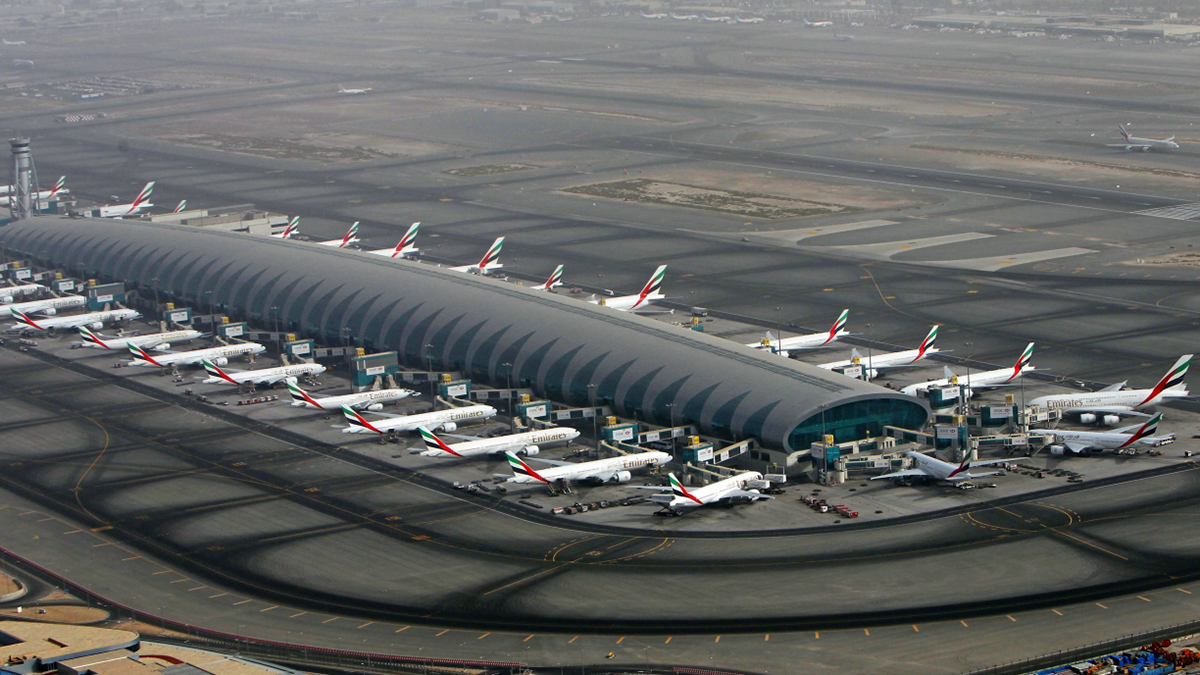 «دبي الدولي » يتربع على عرش المطارات العالمية في رحلات الطائرات عريضة البدن. إي.بي.إيه