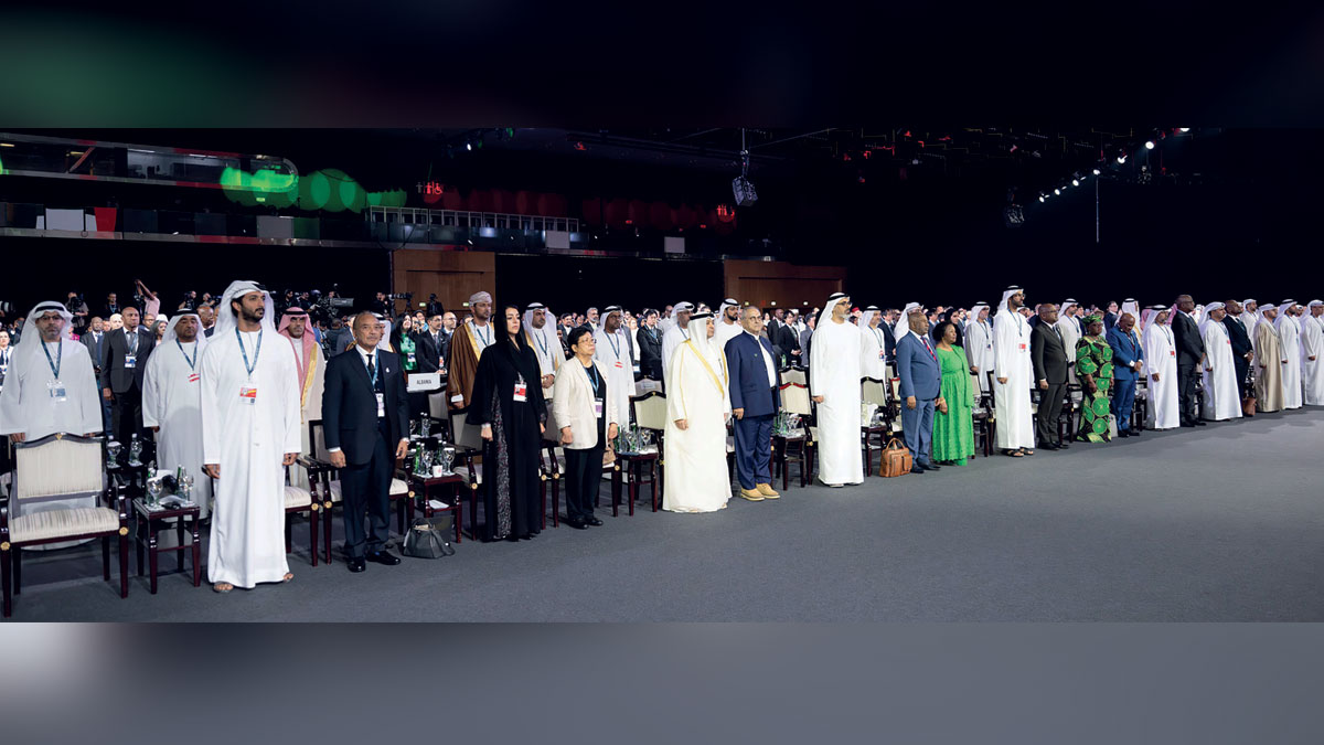 خالد بن محمد خلال افتتاح المؤتمر الوزاري لمنظمة التجارة العالمية في أبوظبي. وام