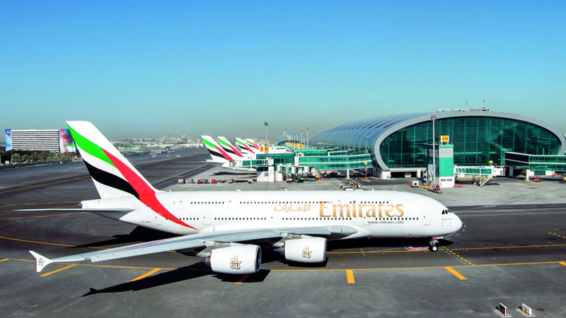«طيران الإمارات» تلعب دوراً مهماً في تنشيط الحركة السياحية إلى دبي. أرشيفية