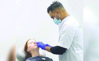 الصورة: أطباء يحذرون من إجراء تجميل لـ «مجرى الدموع»
