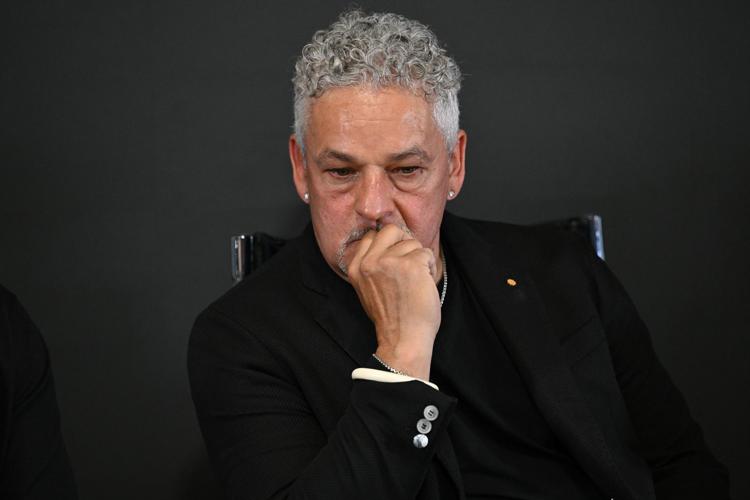 Italian soccer legend Roberto Baggio and household held captive throughout dwelling theft: stories