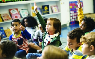 الصورة: مراكز الطفولة في دبي تُدرِّس 16 منهاجاً بـ 9 لغات