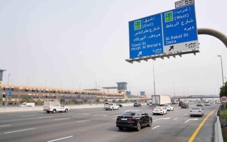 الصورة: "طرق دبي" تنفذ أعمال تحسينات مرورية على شارع الشيخ محمد بن زايد