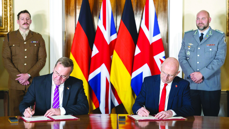 Britain and Germany enhance their military capabilities with a “historic defense agreement”