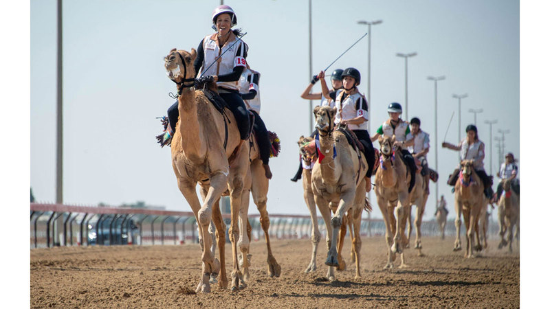 44 متسابقاً شاركوا في السباقين. من المصدر