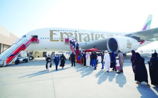 الصورة: طائرة «الإمارات A380» تستقطب آلاف الزوار  في معرض البحرين للطيران