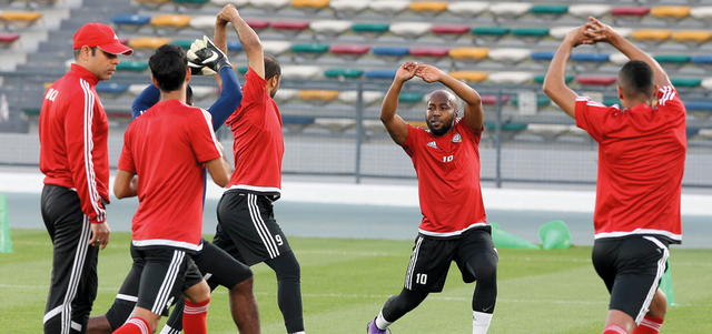 جانب من تدريبات المنتخب أمس. تصوير: إريك أرازاس